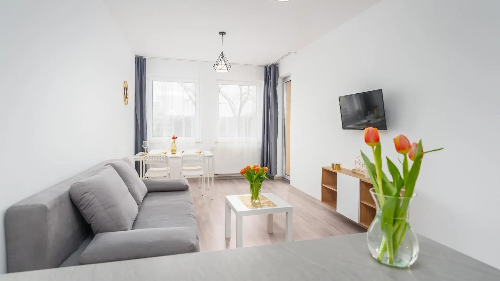 Apartament Miodowy Dom Kolobrzeg 아파트