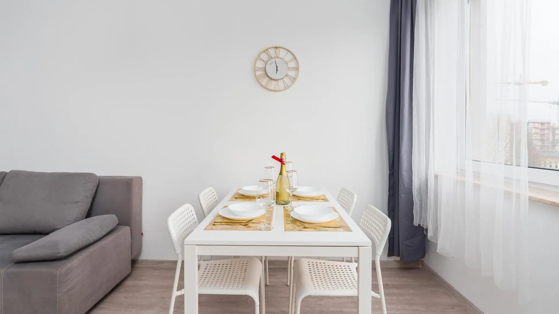 Apartament Miodowy Dom Kolobrzeg 아파트 폴란드