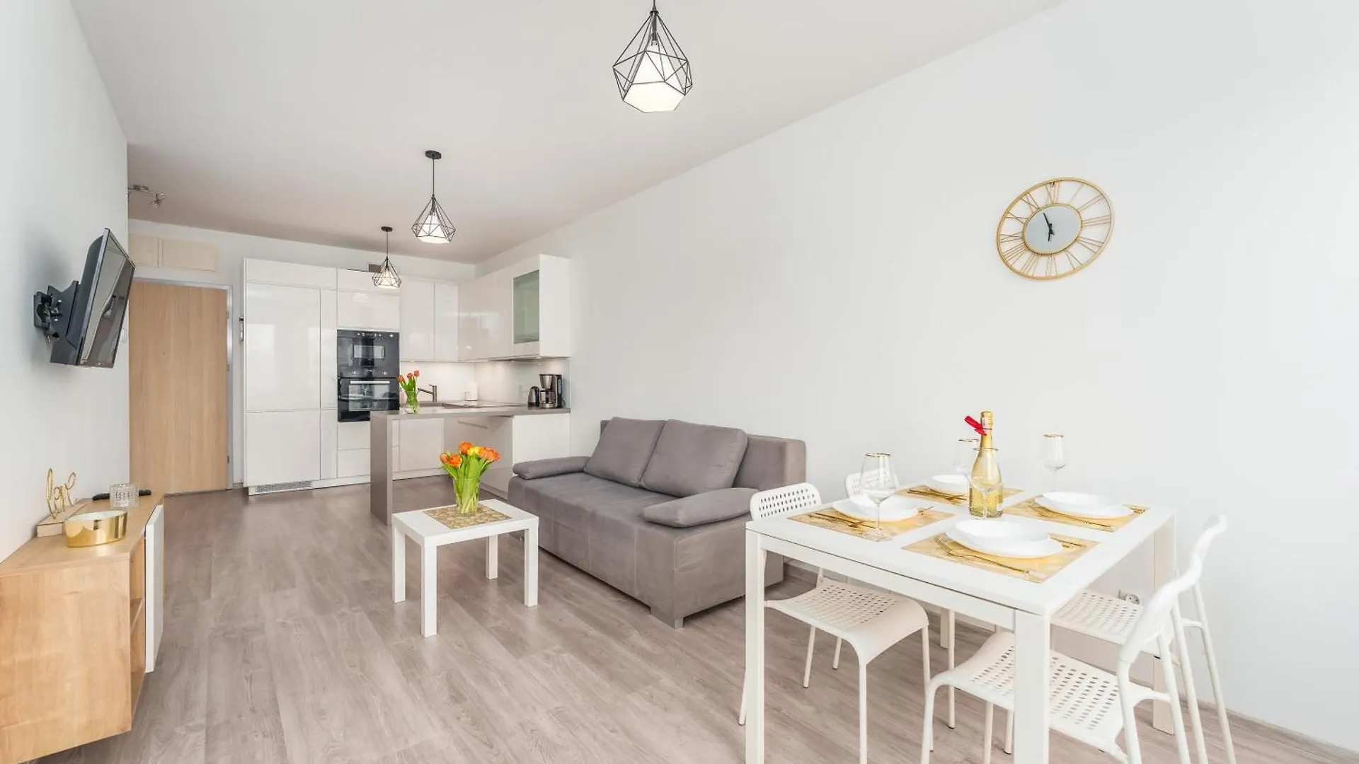 Apartament Miodowy Dom Kolobrzeg 아파트